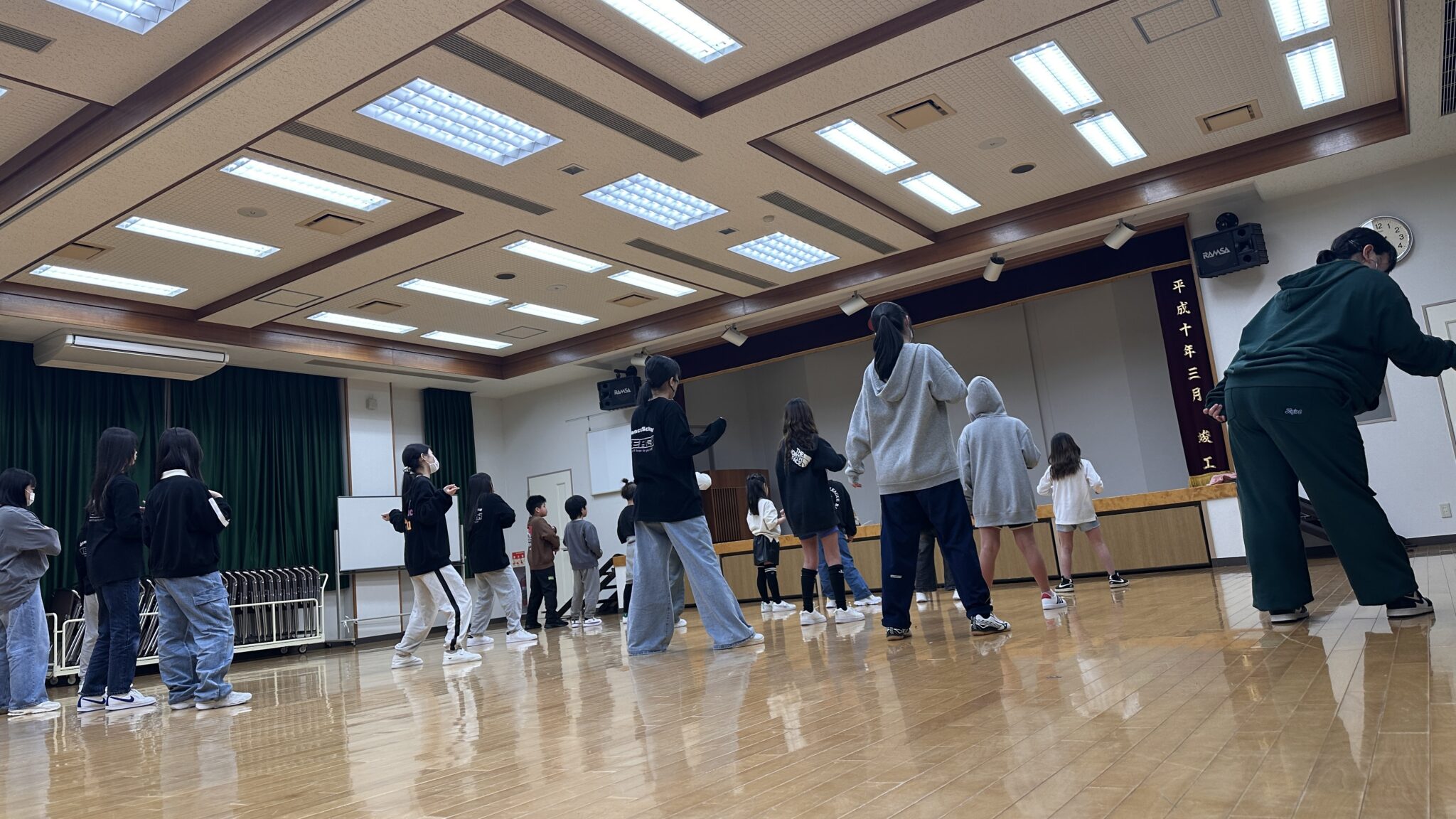 ダンスステージ出演情報